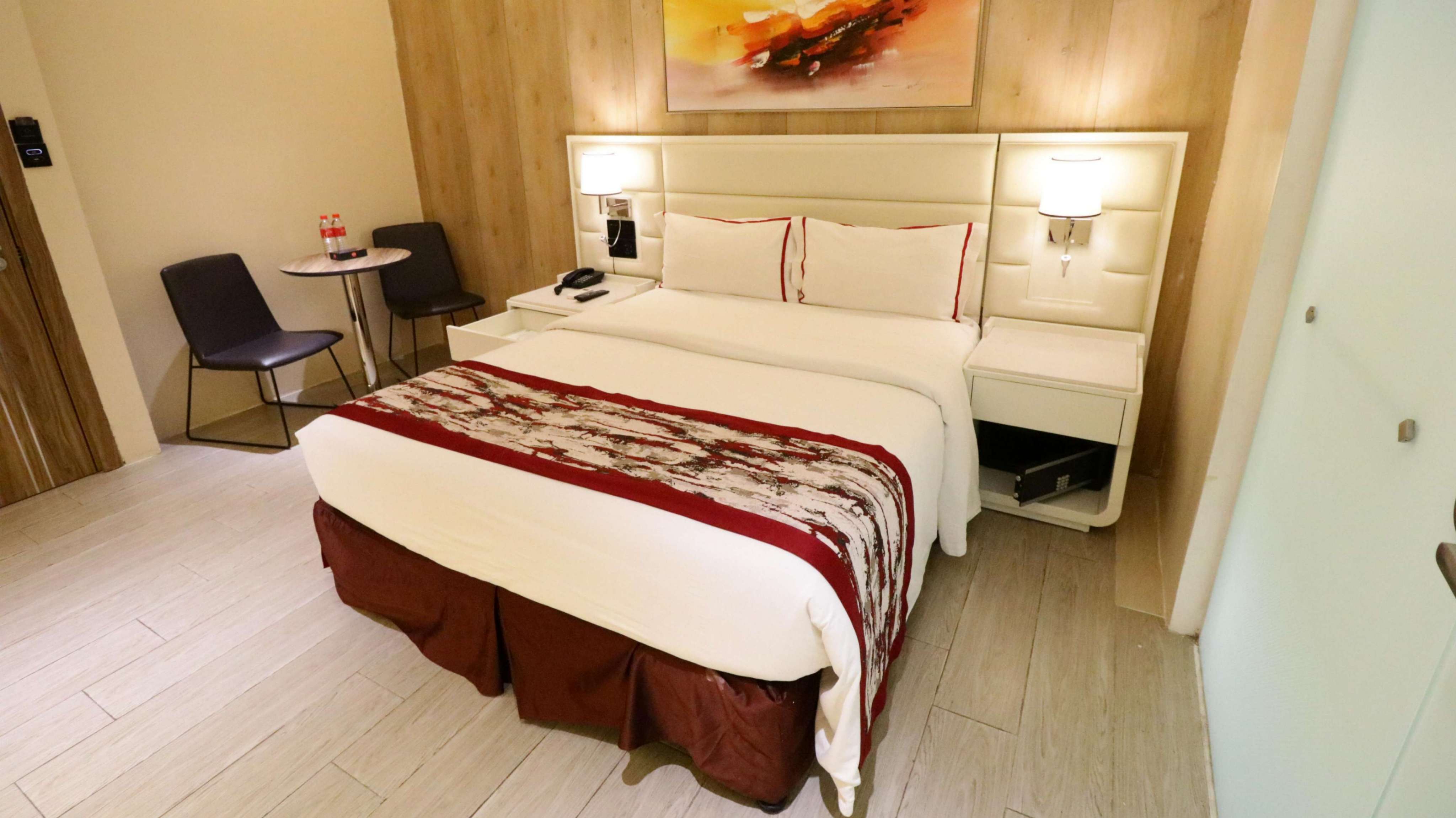 Welcome to Red Hotel Cubao - Philippines Best Hotel in Cubao, Quezon City